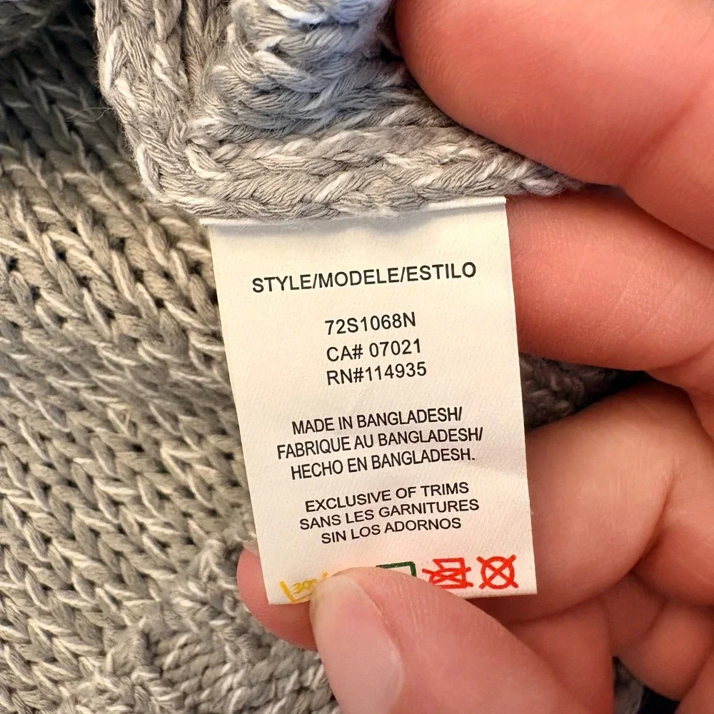 RDI Frost Grey V-Neck Sweater Quilted Elbow Patches High Low Hem Small NWT